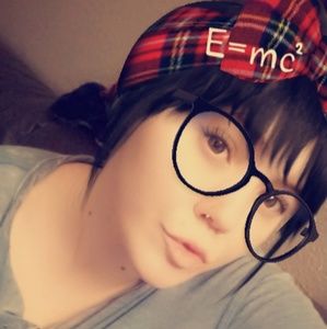 Meet your Posher, Eriel